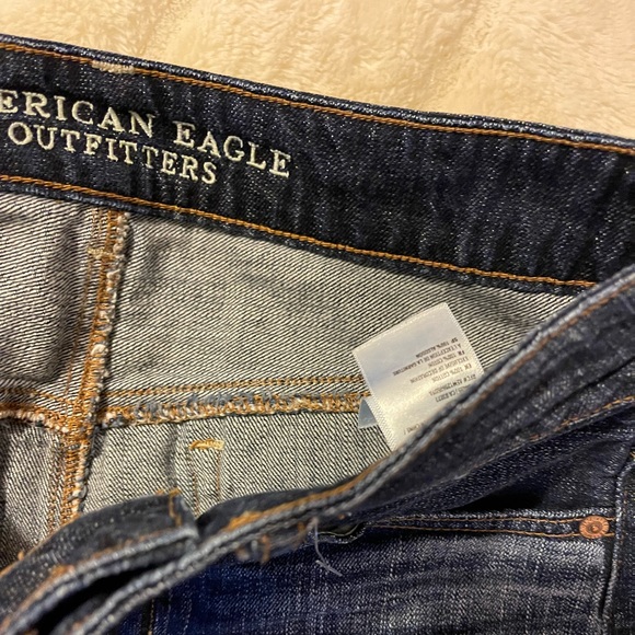 AMERICAN EAGLE HIGH RISE SHORTS - Picture 3 of 4